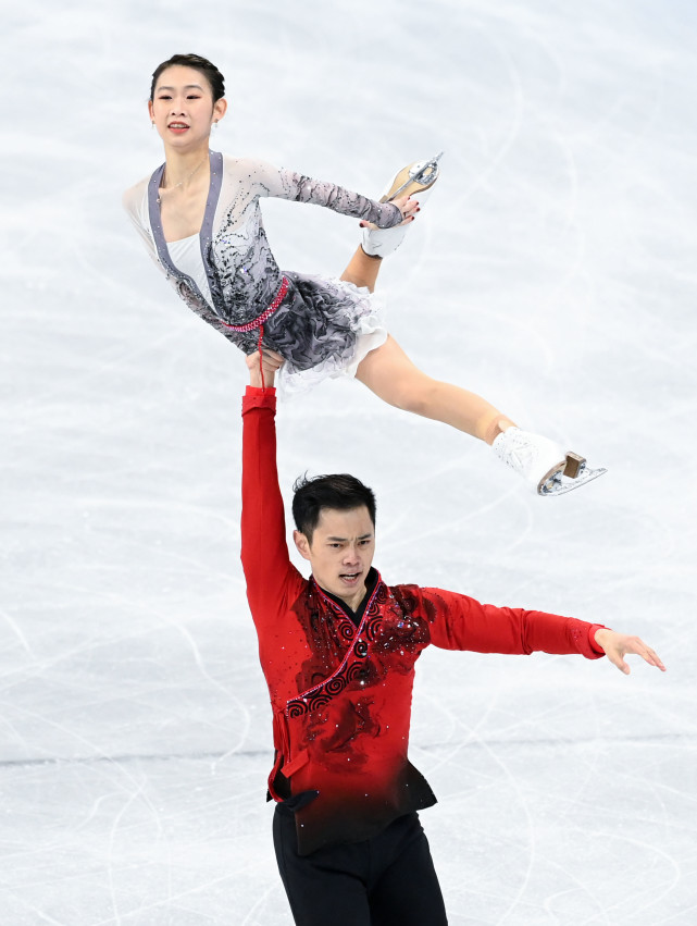 北京冬奥会花样滑冰团体赛双人滑自由滑赛况6