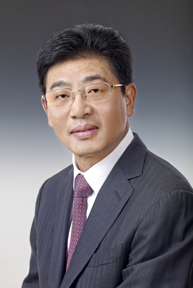 虎年落马的首位干部杨小平被查在金融系统供职近40年