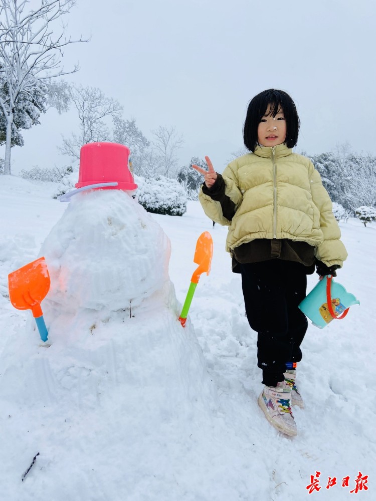 【资讯】 虎年迎初雪，武汉“银装素裹”武汉雪景,虎年银装素裹,长江日报报道
