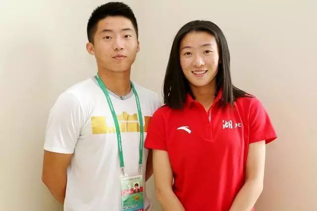 一门双杰 中国女足主力左后卫姚伟和国奥主力左后卫姚道刚是龙凤胎