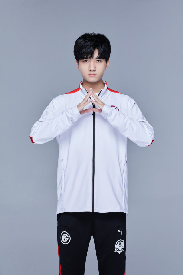 kpl战队发布定妆照,飞牛刺痛帅气,一诺有明星范儿,无畏拉胯了