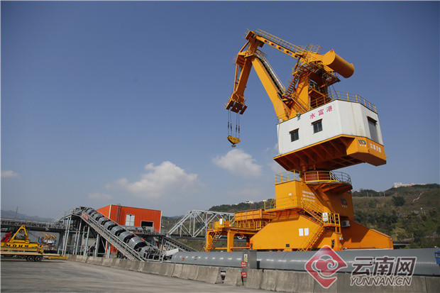 云南水富以港口建设引领综合交通发展
