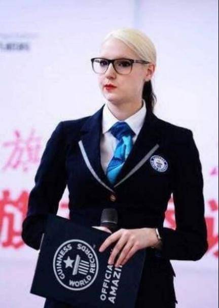 撒贝宁妻子叫"李白",从事吉尼斯纪录的认证官,全球仅十个人插图2