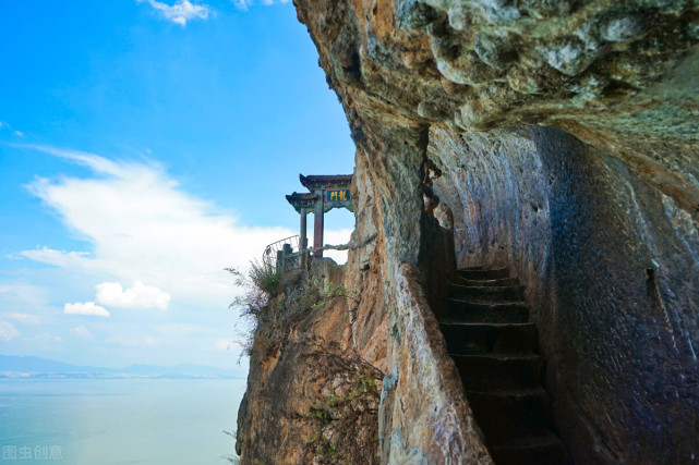 昆明西山龙门