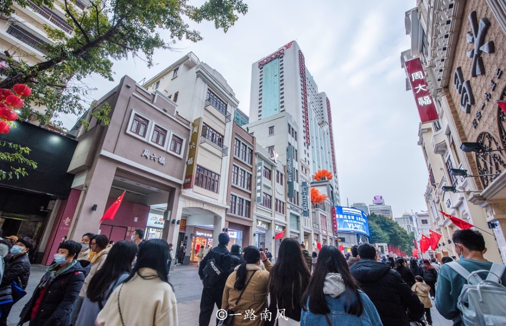 廣州老牌步行街曾經由熱鬧變蕭條新春期間人氣比珠江新城還高