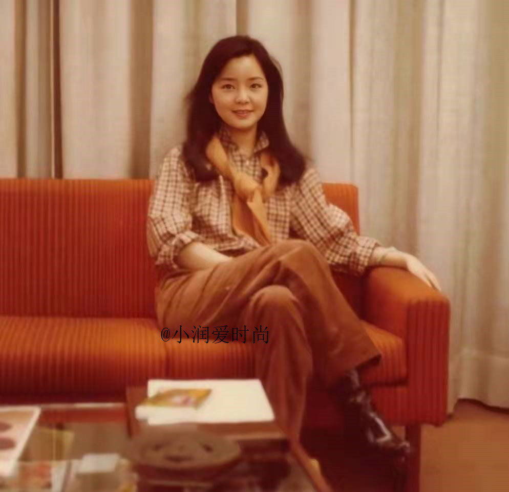 看了邓丽君的春季穿搭,才发现:再过30年,你穿衣也不如她时髦_腾讯新闻