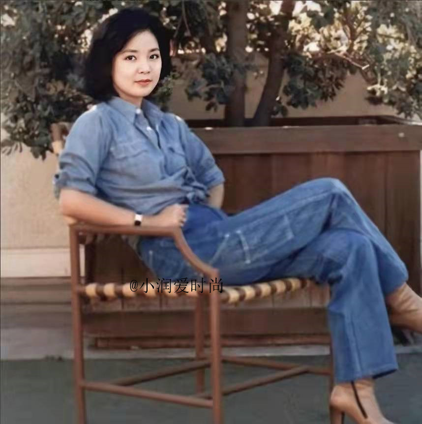 看了邓丽君的春季穿搭,才发现:再过30年,你穿衣也不如她时髦_腾讯新闻