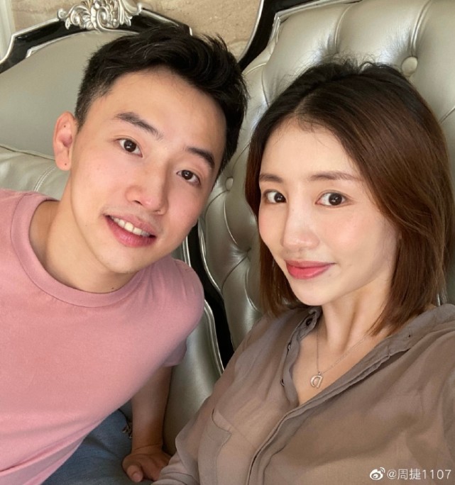 邹凯老婆晒大肚照,透露孕期喜欢吃甜食长胖20斤