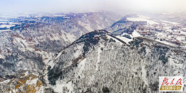 甘肅慶陽銀裝素裹小崆峒白雪皚皚若仙境