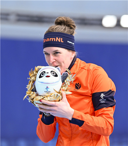 刷新了奥运纪录,也让荷兰人自2006年都灵冬奥会起,参赛必然夺金的定律