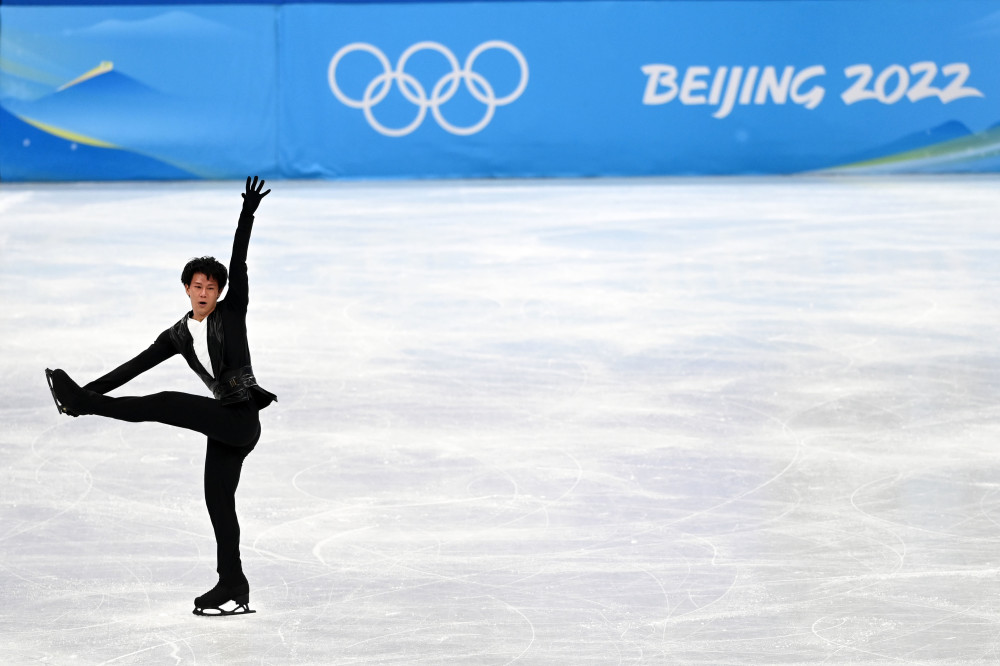 北京冬奥会花样滑冰男单短节目比赛赛况14