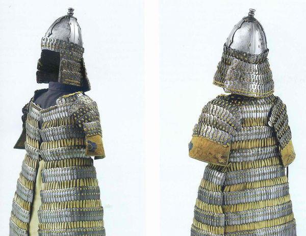 古代武将头盔都有枪尖它到底有何作用看完佩服古人智慧