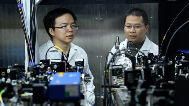 潘建伟团队首次测到费米超流第二声衰减率量子模拟获重大突破