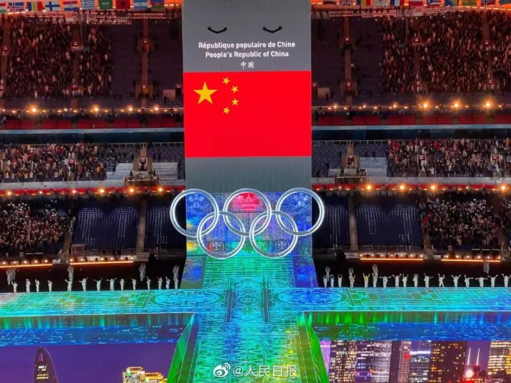 新冬奥·独家｜看运动员在“雪长城”飞檐走壁，这画面只属于北京冬奥会！完成英语