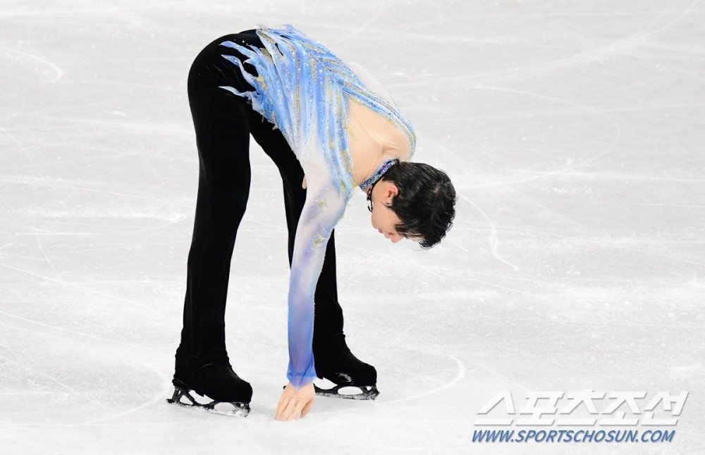 羽生結弦盛贊北京冰場 一腔孤勇的人啊 請冰面守護他 天天看點