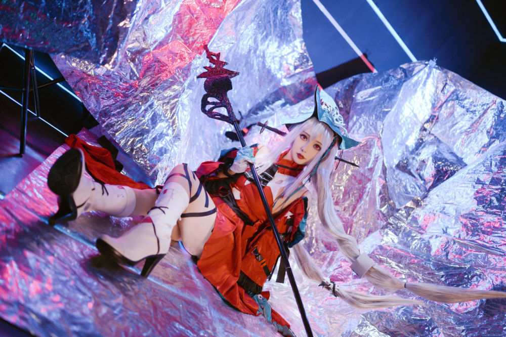 明日方舟浊心斯卡蒂cosplay