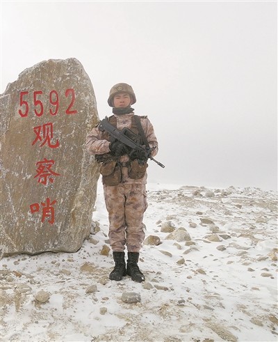 西藏日喀则军分区新兵奔赴海拔5000米以上云端哨所边关我来了