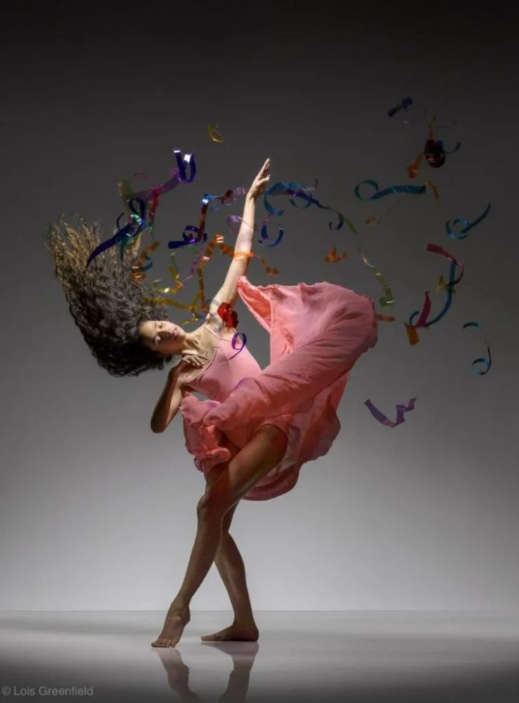 lois greenfield:凝住舞动的身体_腾讯新闻