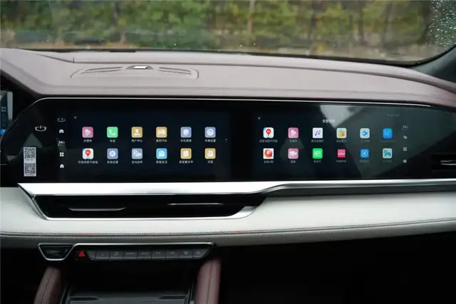 三联屏 整车ota,谁说是电动车的专属?