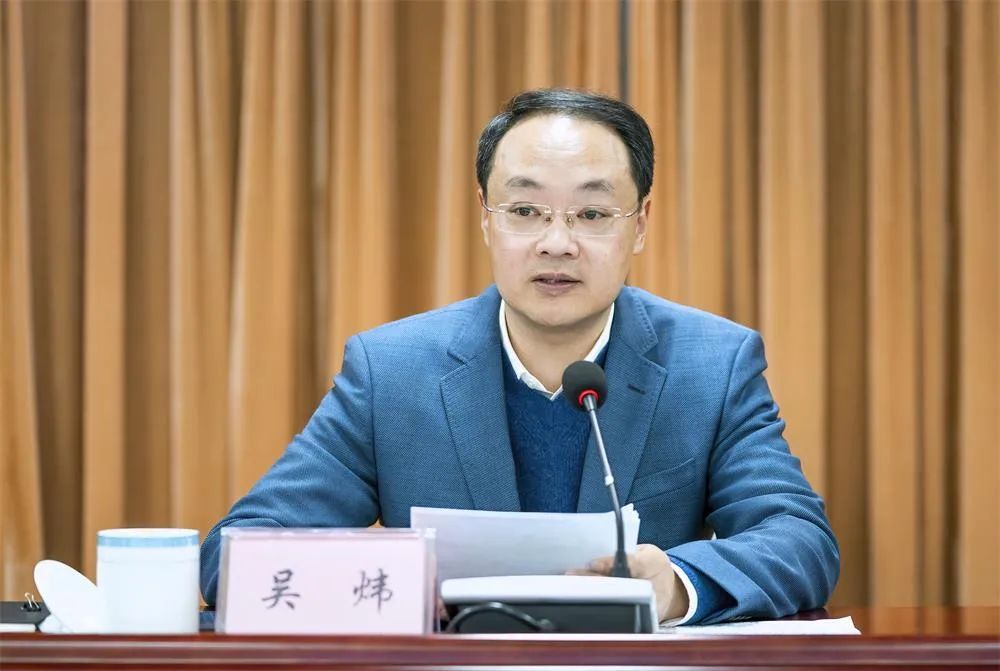 秦淮区南部新城管委会召开深化作风建设大会