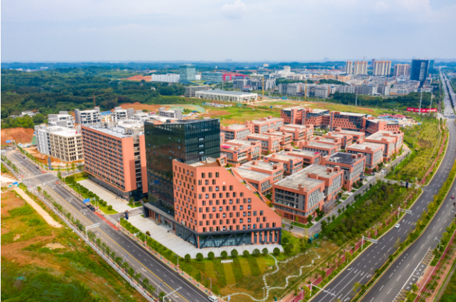 千亿金霞强省会战略先行2022年力争技工贸总收入过1000亿元