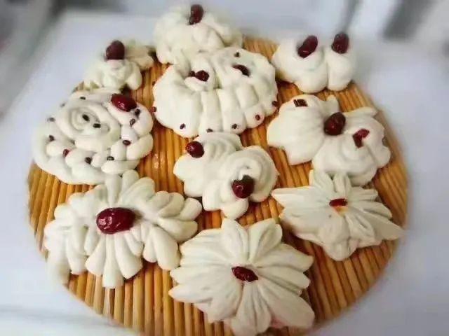 巧手做花馍蒸出幸福味北格镇张花小学开展体验指尖上的春节民俗活动