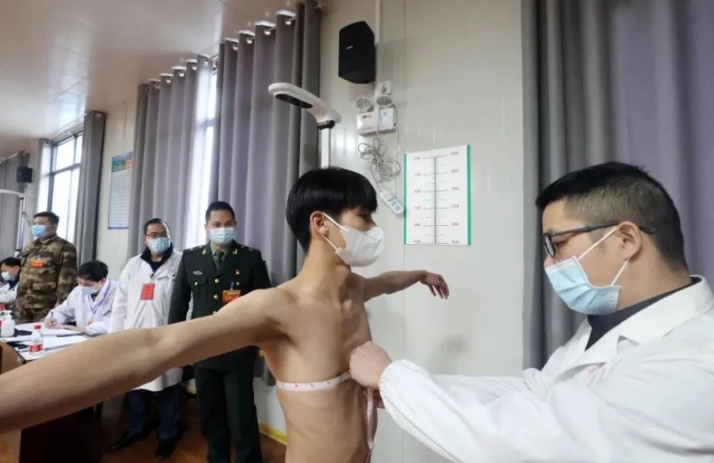 【征兵】体检合格就能晋升为"兵哥哥"!_腾讯新闻