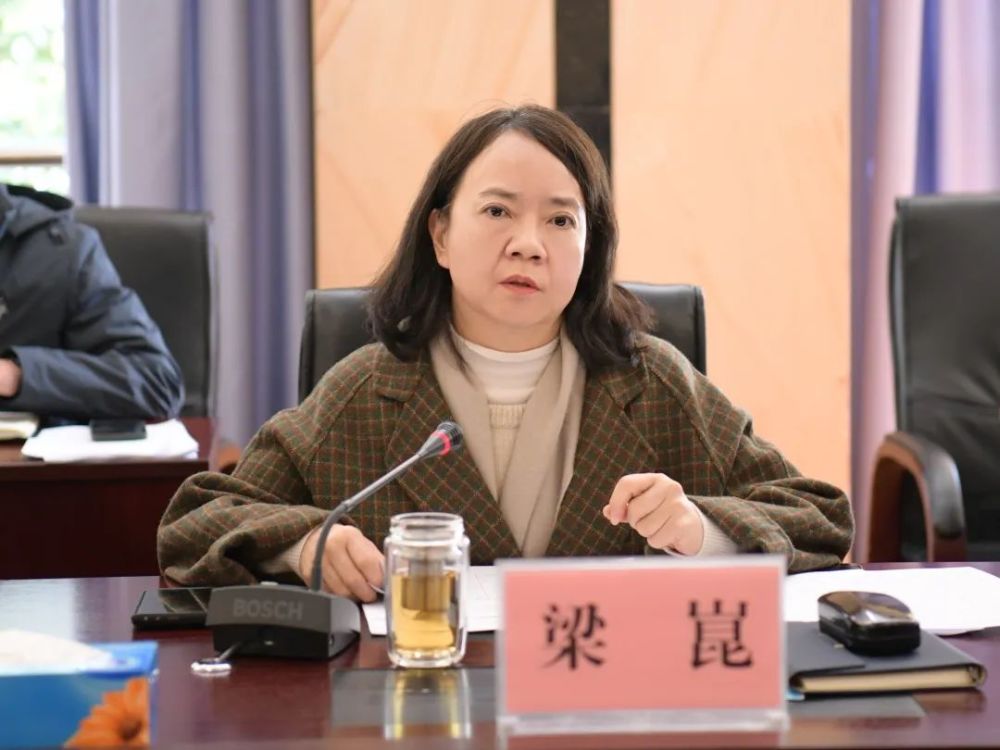 五华区召开专题会议研究推动2022年一季度重点项目开工