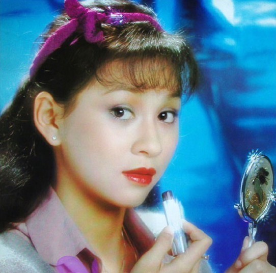 2006年,余安安在电影《我要成名》中,饰演霍思燕的经纪人"琪琪".