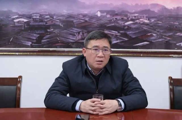 邓忠耀到黄姚镇督导疫情防控工作向下滑动看新闻报道全文从严从细落实