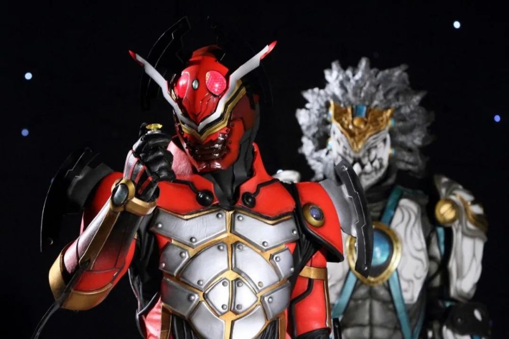 汇总假面骑士fourze中的超新星怪人写照-慧敏星运