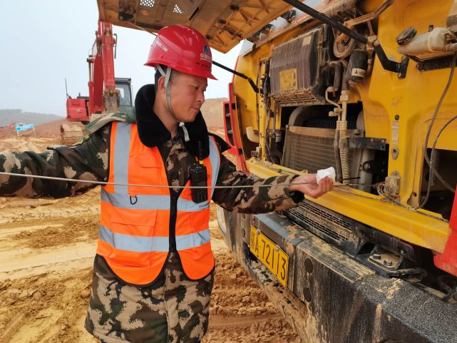 不忘初心勇向前记中国安能二局新余项目施工分队队长庞连运