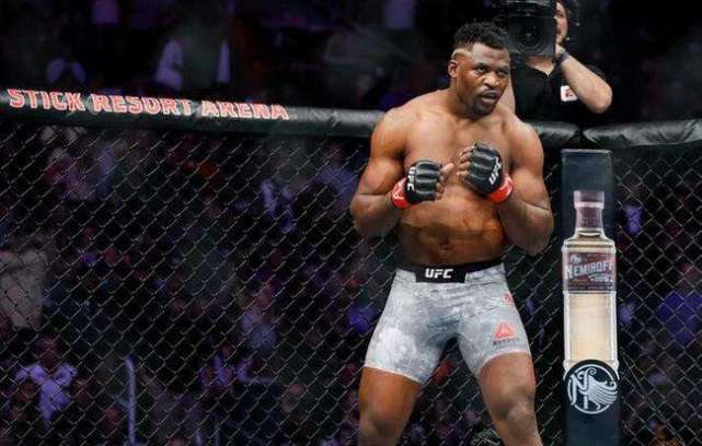 西里尔盖恩希望纳干诺留在ufc我想和他打重战赛