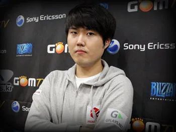 比如macsed,魔兽时期只能算二三流选手,但到了星际2中,却成为中国的一