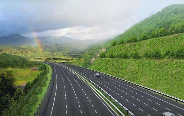 传我国第一条"超高速"公路即将通车 最高可开150km/h