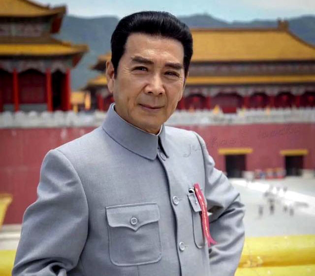 周总理的特型演员孙维民周总理这个角色是不能演的