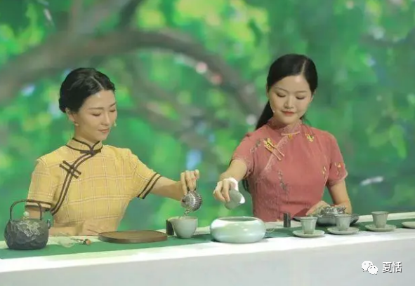 中级茶艺师证多少钱_办中级茶艺师证_中级证办茶艺师多少钱