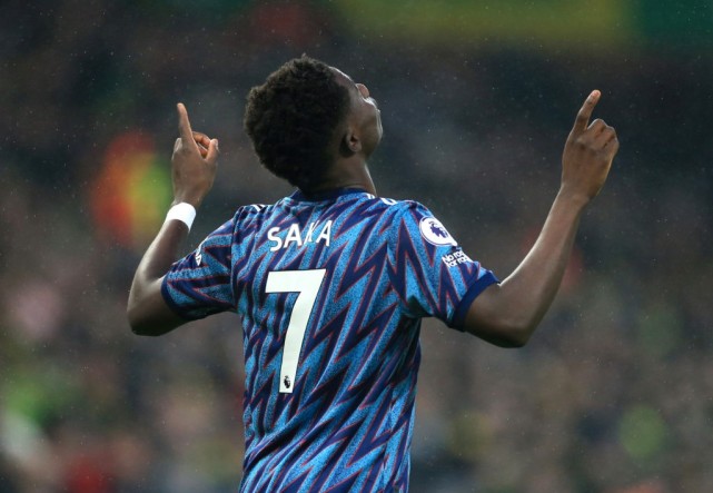 萨卡与阿森纳续约,佛罗伦萨签下托雷拉,均以欧战资格为前提