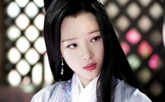 被割了鼻子的魏美人告诉你人没有分辨力就容易被道听途说的假消息所害