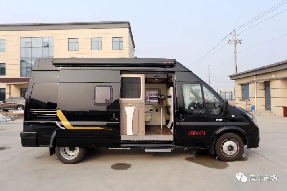 【九木房车团购】29.98万福特v348长轴高顶房车!2.