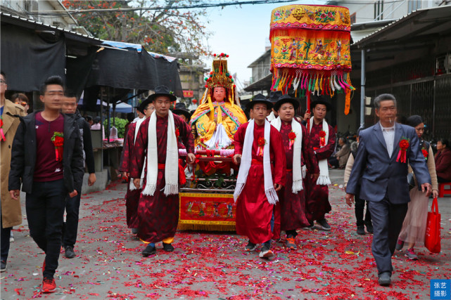 回顾往年潮汕传统习俗营老爷带着神明游乡村盛大场面你见过吗