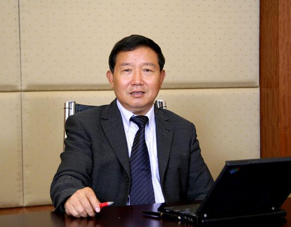 江苏扬中首富白手起家创业获得成功身家260亿