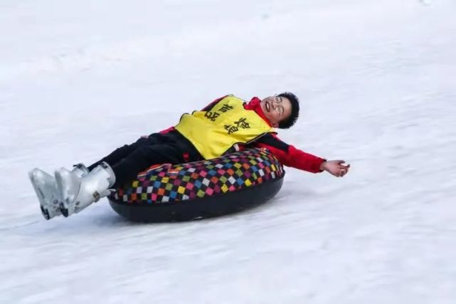 郯城红花埠望海楼冰雪旅游春节期间持续火爆
