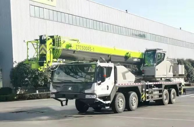 中联55吨级别的吊车三款设备同时上市