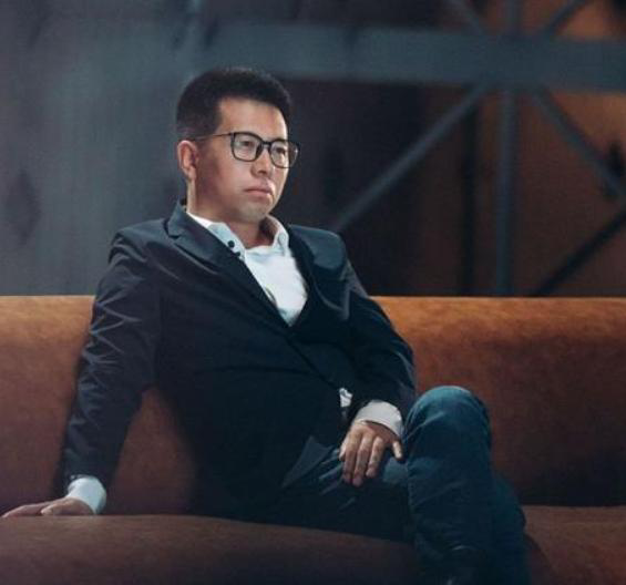 《开拍吧》郝杰参赛,曾扬言要接替陈凯歌,沉淀六年再成黑马