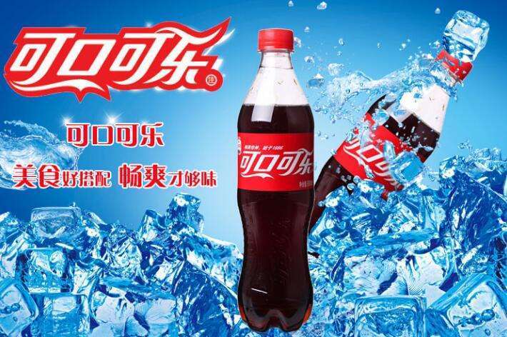 可乐公司是消费者,投资者和环保组织的主要目标,他们担心一次性塑料瓶