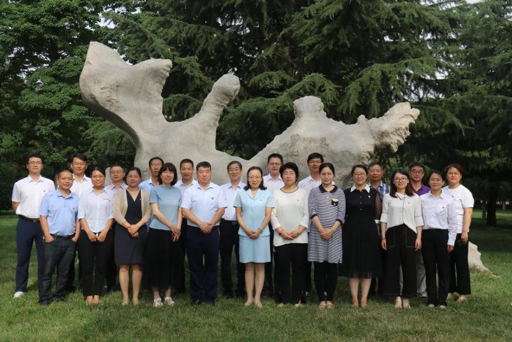 青岛农大作物种质团队入选全国高校黄大年式教师团队