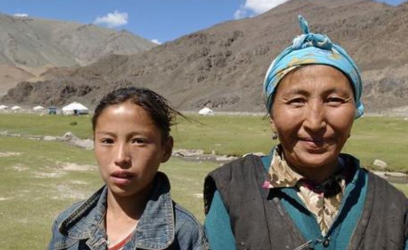 蒙古人口_蒙古历年青壮年和逐渐进入的劳动年龄段(15至64岁)人口总数统计--.