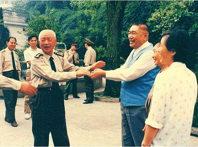 在抗日战争结束之后,尤太忠也是被党组织重用,担任了16旅的旅长职位