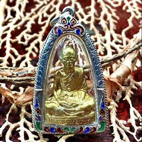 龙婆坤2536大师自身